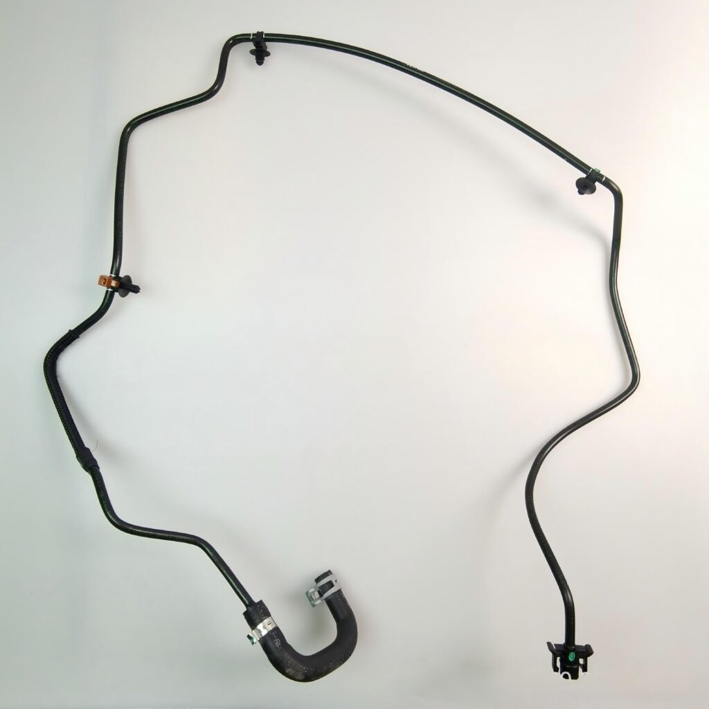 o1cn01qcuipy1k8ine0hly2 !!2212820484639 0 cib