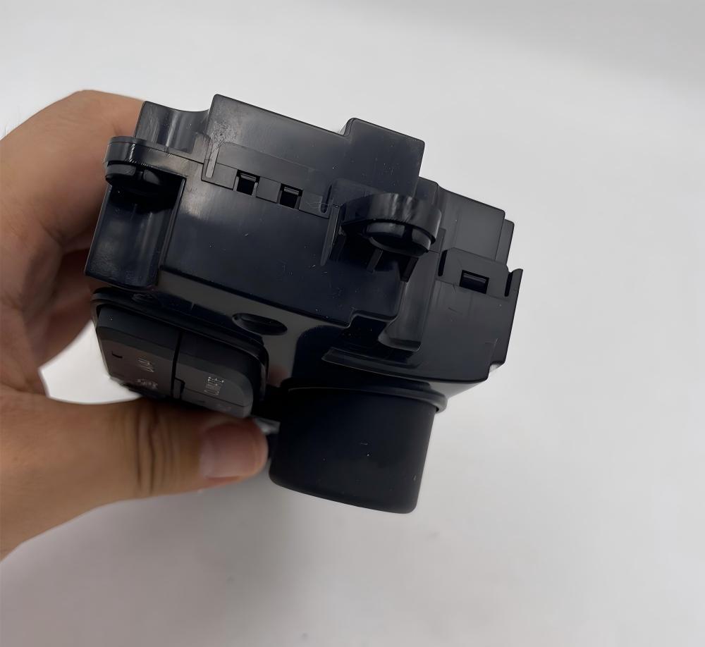 o1cn01y1yqxi1e8ezfpqowj !!2206978800307 0 cib