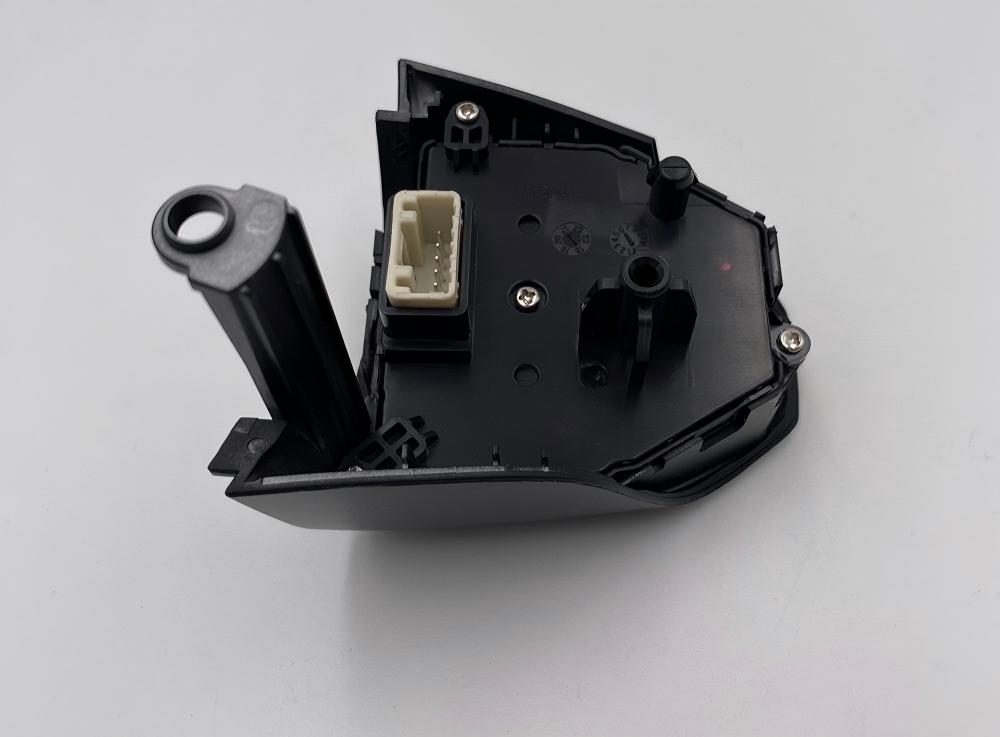 o1cn01a0l5ud1e8ey6fgn44 !!2206978800307 0 cib