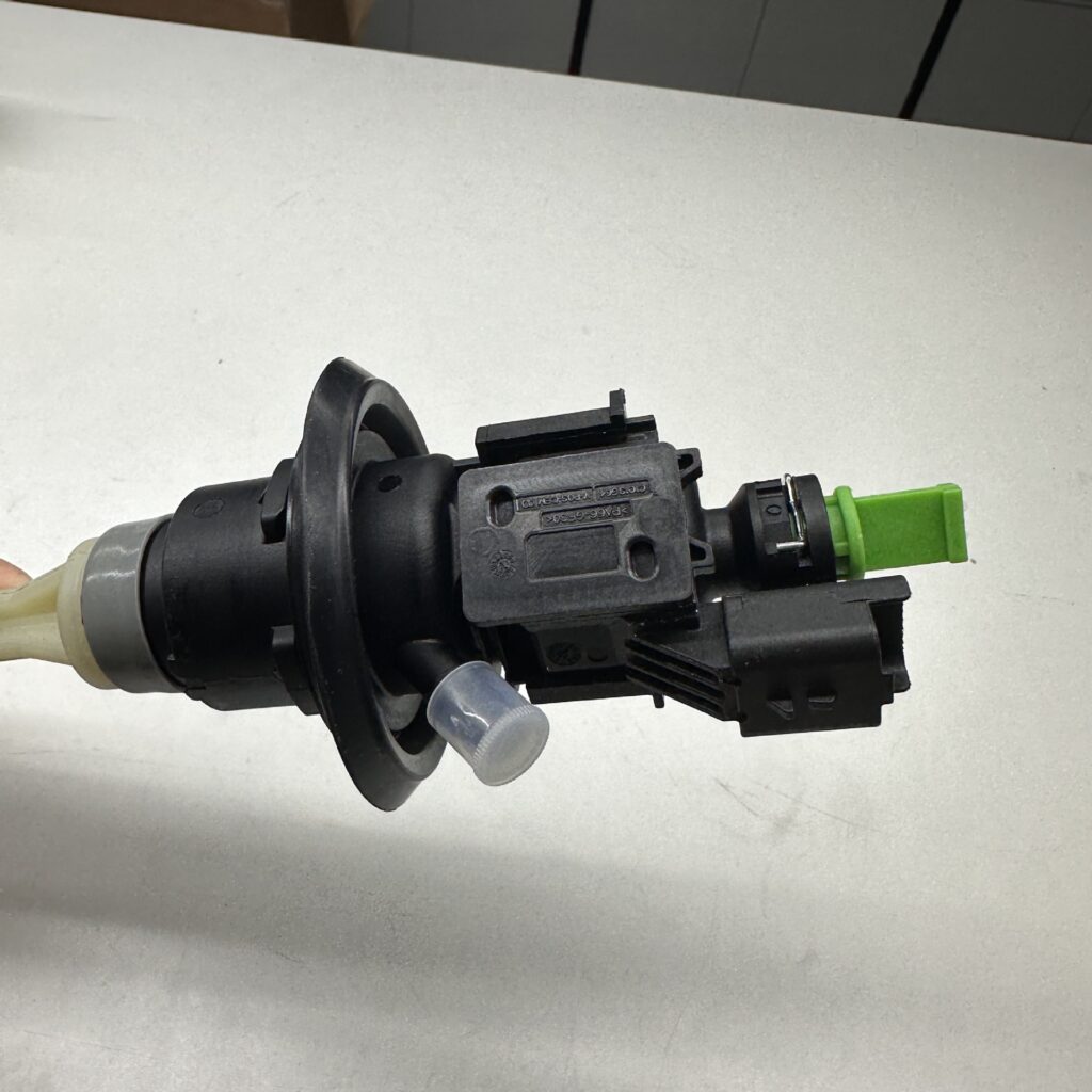 o1cn01kff8vo1pchce25cax !!2218122351804 0 cib